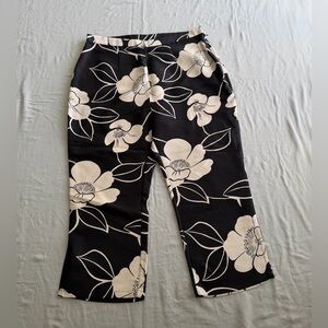 Vintage Paolo Santini Lightweight Silk Capri Pants Black and White Floral Size10